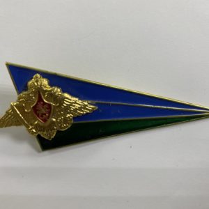 Флажок на берет неуст. (уголок) мет. ВДВ мал. (флаг ВДВ с орлом РА) Флажок на берет ВДВ
